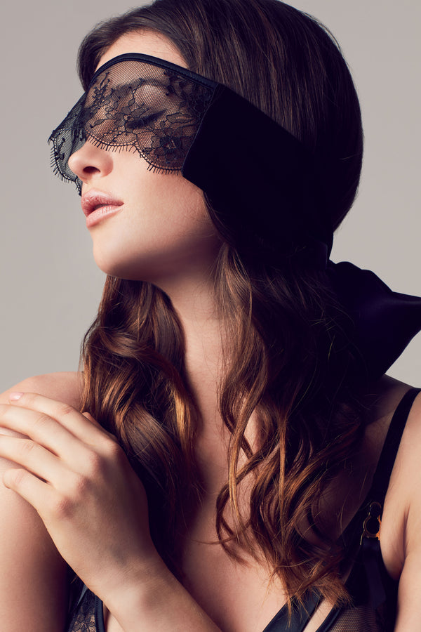 Lace and silk blindfold | Luxury erotic lingerie by Tatu Couture