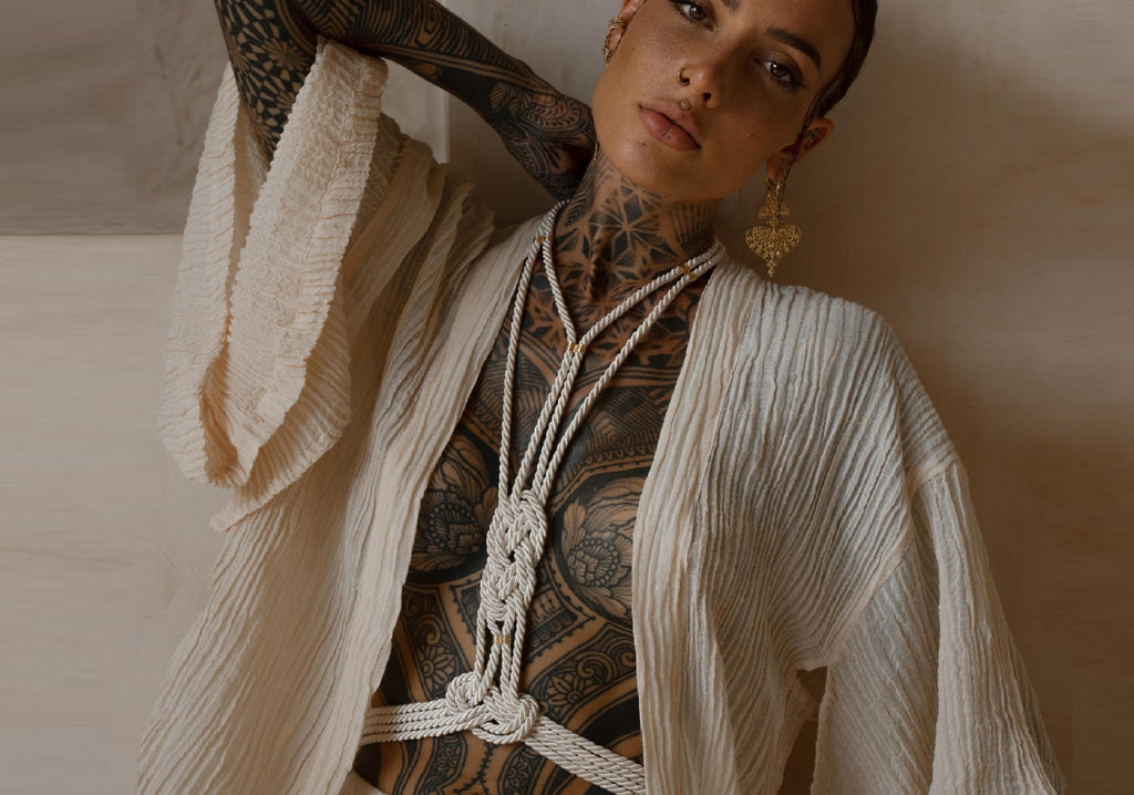 HOW TO STYLE A BODY HARNESS |  FASHION-FORWARD OUTFIT IDEAS FOR EVERY OCCASION